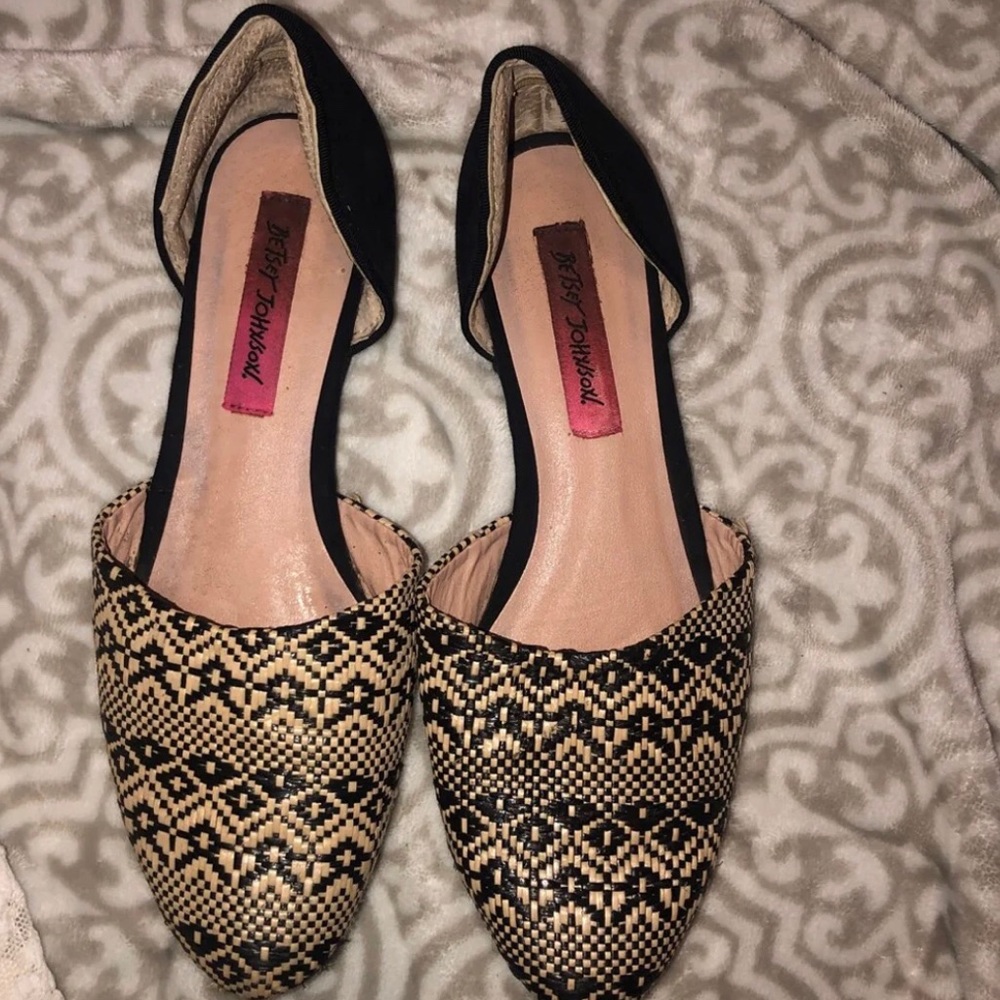 Betsey Johnson flats